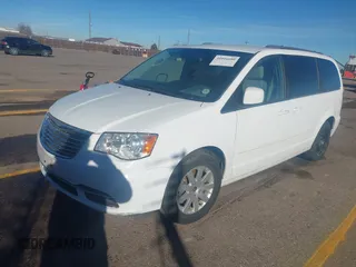 2015 Chrysler Town & Country LX with VIN 2C4RC1AG1FR678142, listed as a IAAI auction lot 41016680 with 78,756 mi miles and . Bid and sale history available at carsss.com. Image 17.