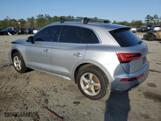 2021 Audi Q5 Premium with VIN WA1AAAFY5M2005042, listed as a Copart auction lot 46650665 with 47,918 mi miles and Salvage Title. Bid and sale history available at carsss.com. Image 2.