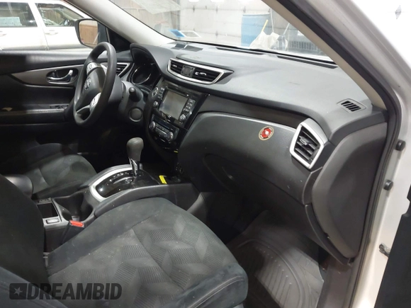 2015 Nissan Rogue SL with VIN 5N1AT2MV0FC892752, listed as a IAAI auction lot 41886666 with 101,024 mi miles and . Bid and sale history available at carsss.com. Image 5.