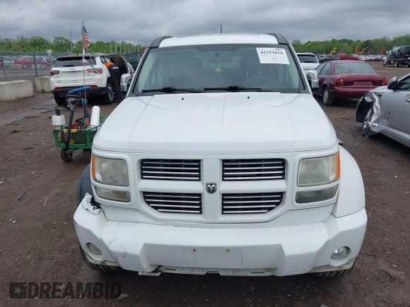 2011 Dodge Nitro Heat z VIN 1D4PU4GK7BW598432, wystawiony jako IAAI lot #42252036 z przebiegiem 148 329 mil mil oraz . Historia ofert i sprzedaży dostępna na DreamBid. Obrazek 12.