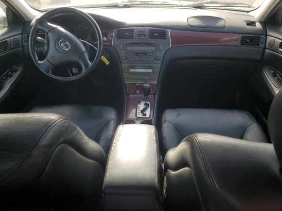 2004 Lexus ES 350 with VIN JTHBA30G445005018, listed as a Copart auction lot 51532975 with 225,393 mi miles and Salvage Title. Bid and sale history available at DreamBid. Image 8.