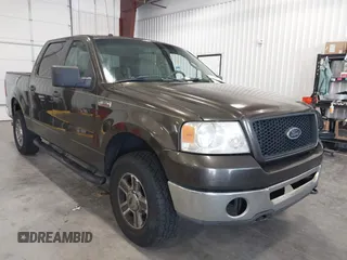 2008 Ford F-150 XLT с VIN 1FTPW14V18FA38371, выставлен на аукционе IAAI как лот 42686974 с пробегом 156 747 миль миль и . История ставок и продаж доступна на DreamBid. Изображение 1.