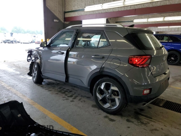 2022 Hyundai Venue SEL with VIN KMHRC8A30NU201379, listed as a Copart auction lot 59444425 with 18,506 mi miles and Salvage title. Bid and sale history available at DreamBid. Image 2.