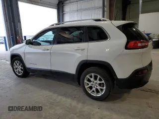2016 Jeep Cherokee Latitude with VIN 1C4PJLCB6GW201337, listed as a Copart auction lot 50885755 with 185,135 mi miles and Salvage Title. Bid and sale history available at carsss.com. Image 2.