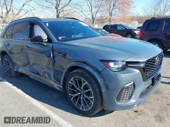 2025 Mazda CX-70 S Premium with VIN JM3KJDHC8S1102288, listed as a IAAI auction lot 41994535 with 2,122 mi miles and . Bid and sale history available at DreamBid. Image 1.