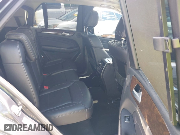 2015 Mercedes-Benz M 350 with VIN 4JGDA5JB7FA574881, listed as a IAAI auction lot 42246279 with 160,196 mi miles and . Bid and sale history available at DreamBid. Image 8.