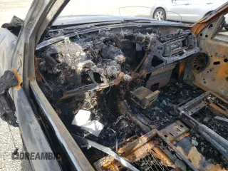 2001 Ford Explorer XLT с VIN 1FMZU63E11ZA33488, выставлен на аукционе Copart как лот 76141524 с пробегом Не указан миль и На запчасти • Non repairable. История ставок и продаж доступна на DreamBid. Изображение 8.