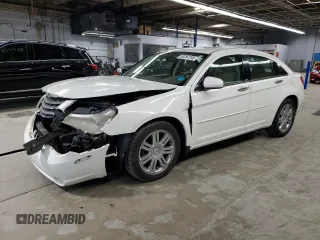 2008 Chrysler Sebring z VIN 1C3LD66M88N136183, wystawiony jako Copart lot #53297745 z przebiegiem 62 270 mil mil oraz Szkoda całkowita • Salvage title. Historia ofert i sprzedaży dostępna na DreamBid. Obrazek 1.