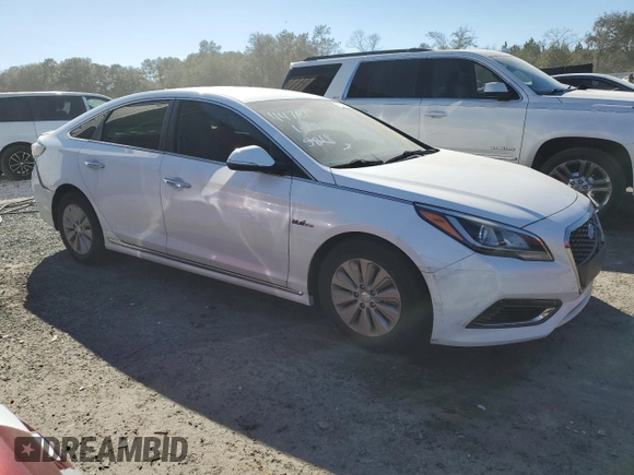 2017 Hyundai Sonata Hybrid SE with VIN KMHE24L13HA045818, listed as a Copart auction lot 41000244 with 95,186 mi miles. Bid and sale history available at carsss.com. Image 4.