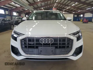 2019 Audi Q8 Premium z VIN WA1AVAF19KD010981, wystawiony jako Copart lot #48662215 z przebiegiem 84 783 mil mil oraz Czysty tytuł • Clean title. Historia ofert i sprzedaży dostępna na DreamBid. Obrazek 5.