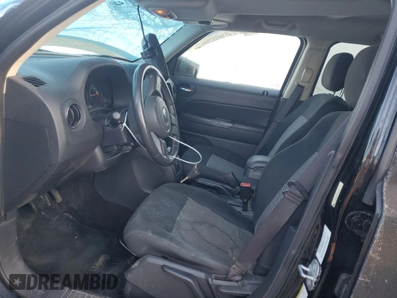 2014 Jeep Patriot Latitude with VIN 1C4NJPFB8ED674112, listed as a Copart auction lot 50460065 with 107,350 mi miles and Salvage Title. Bid and sale history available at carsss.com. Image 7.