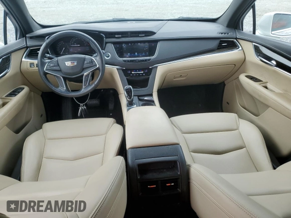 2018 Cadillac XT5 FWD with VIN 1GYKNARS1JZ222767, listed as a Copart auction lot 57989015 with 33,464 mi miles and Salvage title. Bid and sale history available at DreamBid. Image 8.