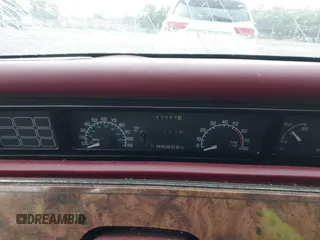 1993 Buick Regal with VIN 2G4WD14L8P1418759, listed as a IAAI auction lot 42232352 with 50,564 mi miles and . Bid and sale history available at DreamBid. Image 7.