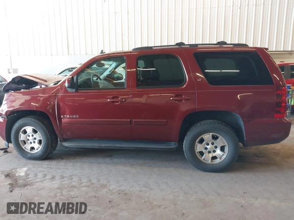 2008 Chevrolet Tahoe 3LT z VIN 1GNFK13058J136126, wystawiony jako IAAI lot #42073594 z przebiegiem 139 242 mil mil oraz . Historia ofert i sprzedaży dostępna na DreamBid. Obrazek 14.