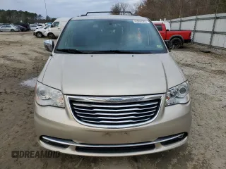 2015 Chrysler Town & Country Limited Platinum with VIN 2C4RC1GG5FR718245, listed as a Copart auction lot 43804265 with 106,123 mi miles and Salvage Title. Bid and sale history available at carsss.com. Image 5.