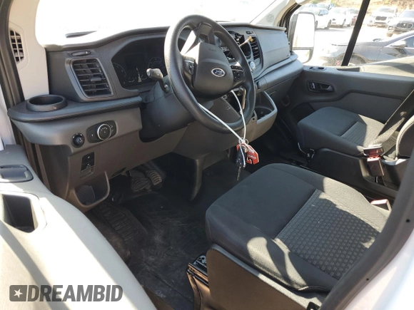 2024 Ford Transit Cargo with VIN 1FTBR1Y85RKA71078, listed as a Copart auction lot 53077775 with 6,991 mi miles and Clean Title. Bid and sale history available at DreamBid. Image 8.