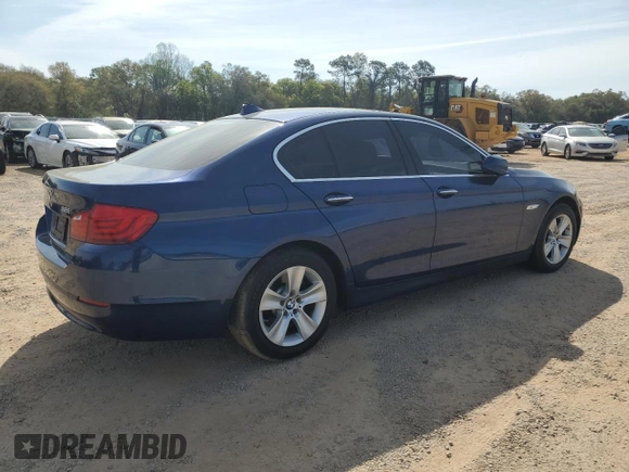 2011 BMW 5 Series 528i with VIN WBAFR1C58BC745610, listed as a Copart auction lot 50841195 with 208,088 mi miles and Clean Title. Bid and sale history available at carsss.com. Image 3.