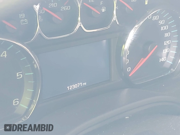 2019 Chevrolet Suburban LT with VIN 1GNSKHKC4KR405843, listed as a IAAI auction lot 41944385 with 123,071 mi miles and . Bid and sale history available at DreamBid. Image 7.