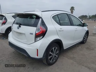 2018 Toyota Prius One with VIN JTDKDTB3XJ1599748, listed as a IAAI auction lot 42054106 with 81,947 mi miles and . Bid and sale history available at DreamBid. Image 4.