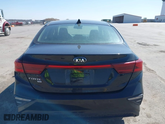 2019 Kia Forte LXS with VIN 3KPF24AD2KE095541, listed as a IAAI auction lot 41992191 with 68,000 mi miles and . Bid and sale history available at DreamBid. Image 16.