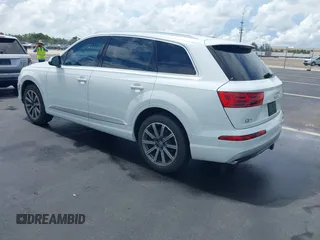 2018 Audi Q7 Premium Plus z VIN WA1LHAF79JD004553, wystawiony jako IAAI lot #42591653 z przebiegiem 65 349 mil mil oraz . Historia ofert i sprzedaży dostępna na DreamBid. Obrazek 3.