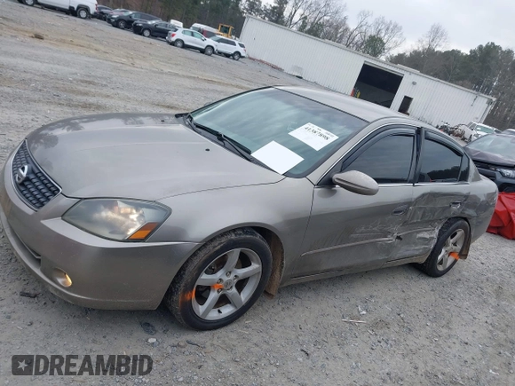 2005 Nissan Altima 3.5 SE with VIN 1N4BL11D05N430151, listed as a IAAI auction lot 41387898 with 257,990 mi miles. Bid and sale history available at carsss.com. Image 14.