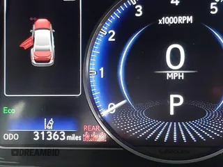 2022 Lexus ES 350 z VIN 58ADZ1B19NU129782, wystawiony jako IAAI lot #42431119 z przebiegiem 31 363 mil mil oraz . Historia ofert i sprzedaży dostępna na DreamBid. Obrazek 16.
