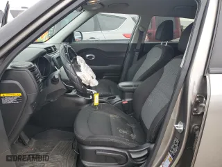 2019 Kia Soul + with VIN KNDJP3A50K7649934, listed as a Copart auction lot 50166655 with 62,082 mi miles and Salvage Title. Bid and sale history available at carsss.com. Image 7.
