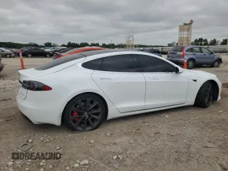 2020 Tesla Model S Long Range with VIN 5YJSA1E2XLF403088, listed as a Copart auction lot 64662604 with Not Provided miles and Salvage Title. Bid and sale history available at DreamBid. Image 3.