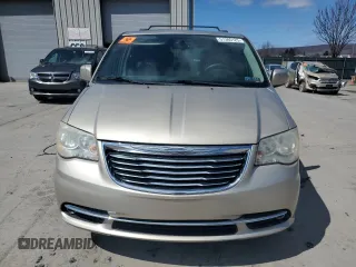 2014 Chrysler Town & Country Touring with VIN 2C4RC1BG9ER255998, listed as a Copart auction lot 51385125 with 91,356 mi miles and Clean Title. Bid and sale history available at DreamBid. Image 5.