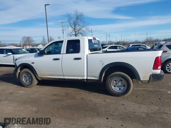 2018 Ram 1500 Express z VIN 1C6RR7FT0JS232912, wystawiony jako IAAI lot #41876834 z przebiegiem 137 642 mil mil oraz . Historia ofert i sprzedaży dostępna na DreamBid. Obrazek 14.