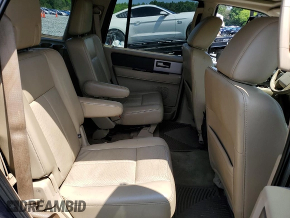 2013 Ford Expedition XLT z VIN 1FMJU1H51DEF13423, wystawiony jako Copart lot #60702695 z przebiegiem 228 355 mil mil oraz Szkoda całkowita • Salvage title. Historia ofert i sprzedaży dostępna na DreamBid. Obrazek 11.