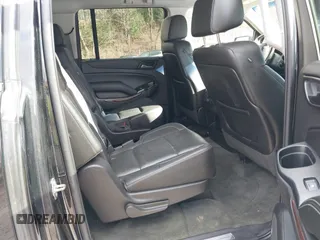 2015 GMC Yukon XL SLT with VIN 1GKS2HKC9FR159164, listed as a IAAI auction lot 41235420 with 136,730 mi miles. Bid and sale history available at carsss.com. Image 8.
