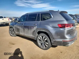 2022 Volkswagen Atlas SEL Premium R-Line with VIN 1V2FR2CA9NC506401, listed as a Copart auction lot 49092305 with 54,571 mi miles and Salvage title. Bid and sale history available at DreamBid. Image 2.