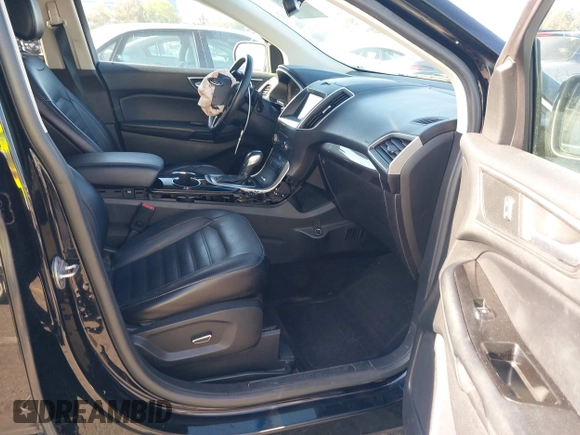 2016 Ford Edge SEL with VIN 2FMPK3J83GBB11547, listed as a IAAI auction lot 41976495 with 129,290 mi miles. Bid and sale history available at carsss.com. Image 5.