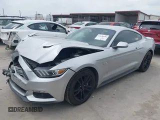 2015 Ford Mustang GT z VIN 1FA6P8CF7F5343510, wystawiony jako IAAI lot #42158946 z przebiegiem 105 319 mil mil oraz . Historia ofert i sprzedaży dostępna na DreamBid. Obrazek 2.