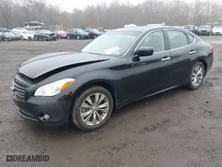2013 Infiniti M37 with VIN JN1BY1AP5DM512423, listed as a IAAI auction lot 41063320 with 113,075 mi miles. Bid and sale history available at carsss.com. Image 2.