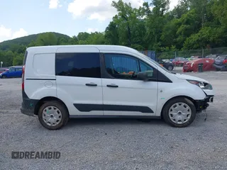 2015 Ford Transit Connect XL с VIN NM0LE6E73F1213354, выставлен на аукционе IAAI как лот 42545275 с пробегом 124 974 миль миль и . История ставок и продаж доступна на DreamBid. Изображение 13.
