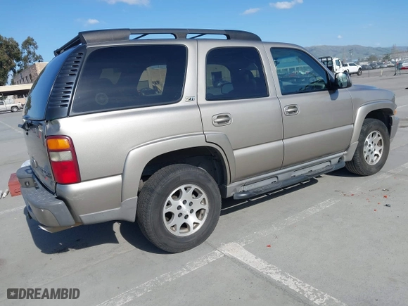 2001 Chevrolet Tahoe LS with VIN 1GNEK13T51R184450, listed as a IAAI auction lot 41773131 with 290,093 mi miles. Bid and sale history available at carsss.com. Image 4.