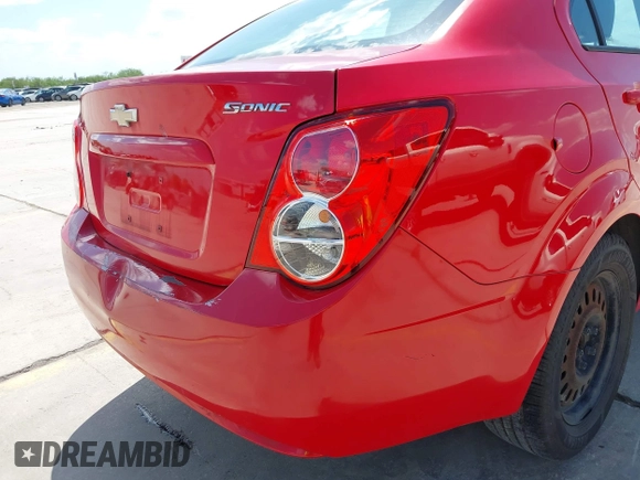 2016 Chevrolet Sonic LS с VIN 1G1JA5SH9G4124457, выставлен на аукционе IAAI как лот 42447302 с пробегом 143 116 миль миль и . История ставок и продаж доступна на DreamBid. Изображение 20.