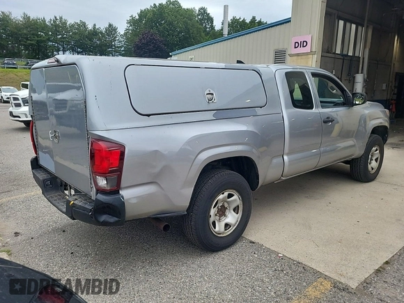 2018 Toyota Tacoma SR with VIN 5TFSX5EN6JX062775, listed as a IAAI auction lot 42774090 with 146,583 mi miles and . Bid and sale history available at DreamBid. Image 25.