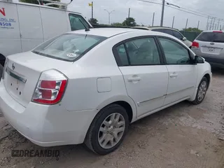 2012 Nissan Sentra S with VIN 3N1AB6AP1CL678585, listed as a IAAI auction lot 42634112 with 161,980 mi miles and . Bid and sale history available at DreamBid. Image 4.