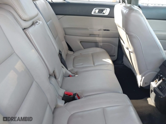 2013 Ford Explorer Limited with VIN 1FM5K8F84DGA29490, listed as a IAAI auction lot 41918216 with 154,384 mi miles. Bid and sale history available at carsss.com. Image 8.