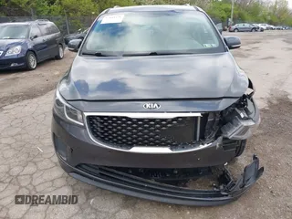 2017 Kia Sedona LX with VIN KNDMB5C14H6239766, listed as a IAAI auction lot 42049371 with 105,101 mi miles. Bid and sale history available at carsss.com. Image 13.