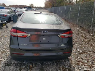 2019 Ford Fusion SE with VIN 3FA6P0HD5KR211913, listed as a Copart auction lot 78167934 with 117,867 mi miles and Salvage Title. Bid and sale history available at DreamBid. Image 6.