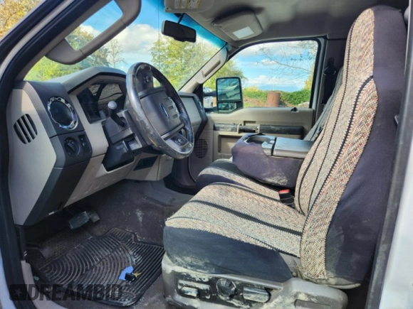 2009 Ford F-350 XL with VIN 1FTWX31579EA59709, listed as a Copart auction lot 69289714 with 231,511 mi miles and Salvage Title. Bid and sale history available at DreamBid. Image 6.