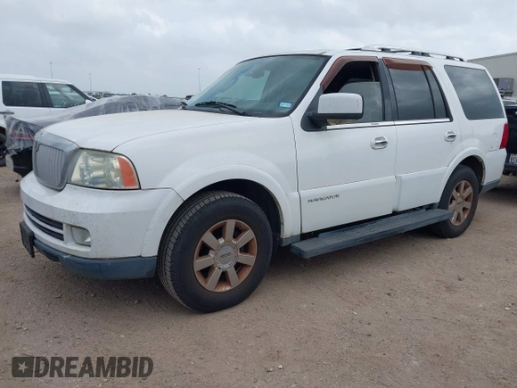 2006 Lincoln Navigator Luxury z VIN 5LMFU27576LJ27131, wystawiony jako IAAI lot #41927620 z przebiegiem 126 423 mil mil oraz . Historia ofert i sprzedaży dostępna na DreamBid. Obrazek 2.