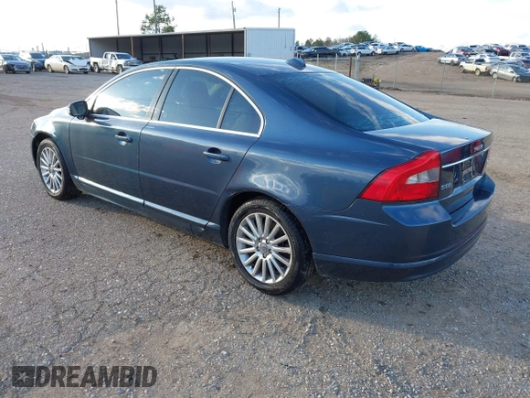 2008 Volvo S80 3.2L with VIN YV1AS982081072485, listed as a IAAI auction lot 41687898 with 1 mi miles. Bid and sale history available at carsss.com. Image 3.