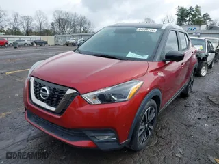 2019 Nissan Kicks S with VIN 3N1CP5CU4KL566997, listed as a IAAI auction lot 41773814 with 42,130 mi miles. Bid and sale history available at carsss.com. Image 2.
