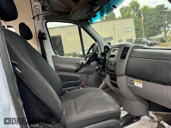 2016 Mercedes-Benz Sprinter Cargo with VIN WD3PE7DD6GP339069, listed as a Copart auction lot 81512014 with 53,121 mi miles and Salvage Title. Bid and sale history available at carsss.com. Image 5.